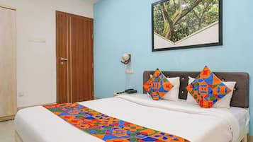 Egyptian cotton sheets, premium bedding, in-room safe, free WiFi