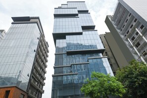 Exterior - Fabhotel Prime Elegance Suites (Noida)