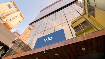Mặt tiền nơi lưu trú
