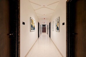 Lobby - Fabhotel Royal Residency (Kanpur)