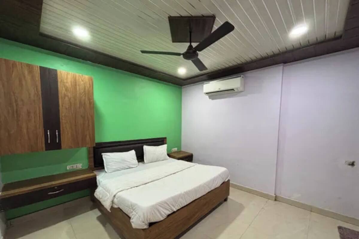 Deluxe Room | Egyptian cotton sheets, premium bedding, in-room safe, free WiFi