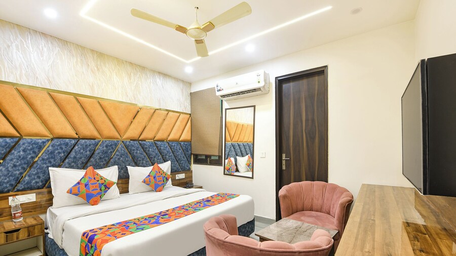 FabHotel D Crown - Nr Ashok Vihar