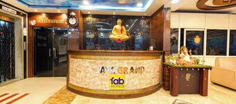 Fabhotel Jaya Grand
