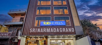 Fabhotel Sri Narmada Grand