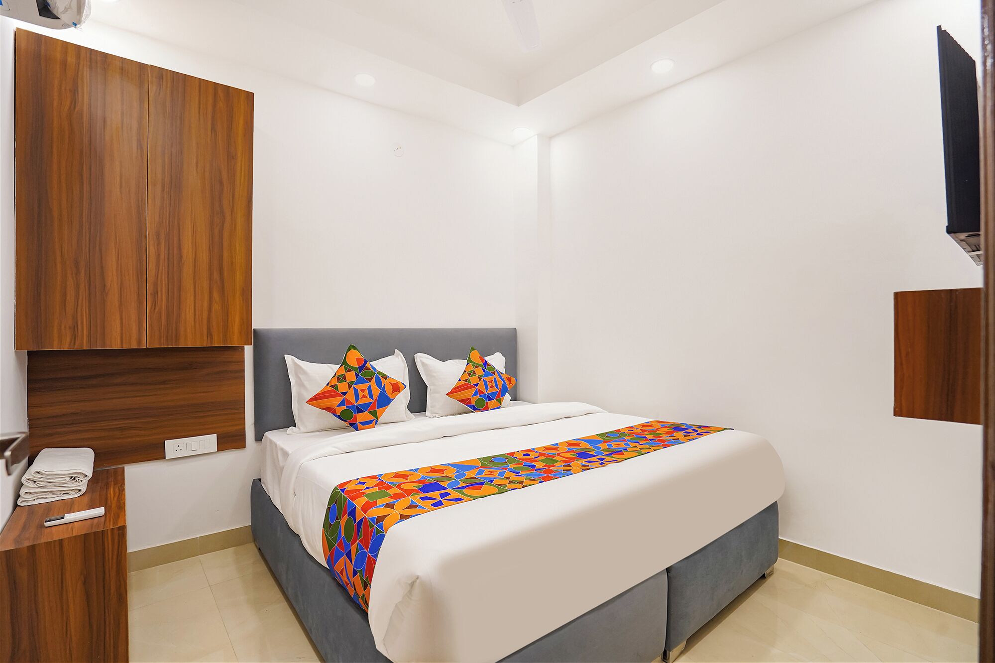 Habitación ejecutiva | Sábanas de algodón egipcio, ropa de cama de alta calidad, caja fuerte