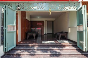 Property entrance - Fabhotel Athiti Residency (Bangalore)