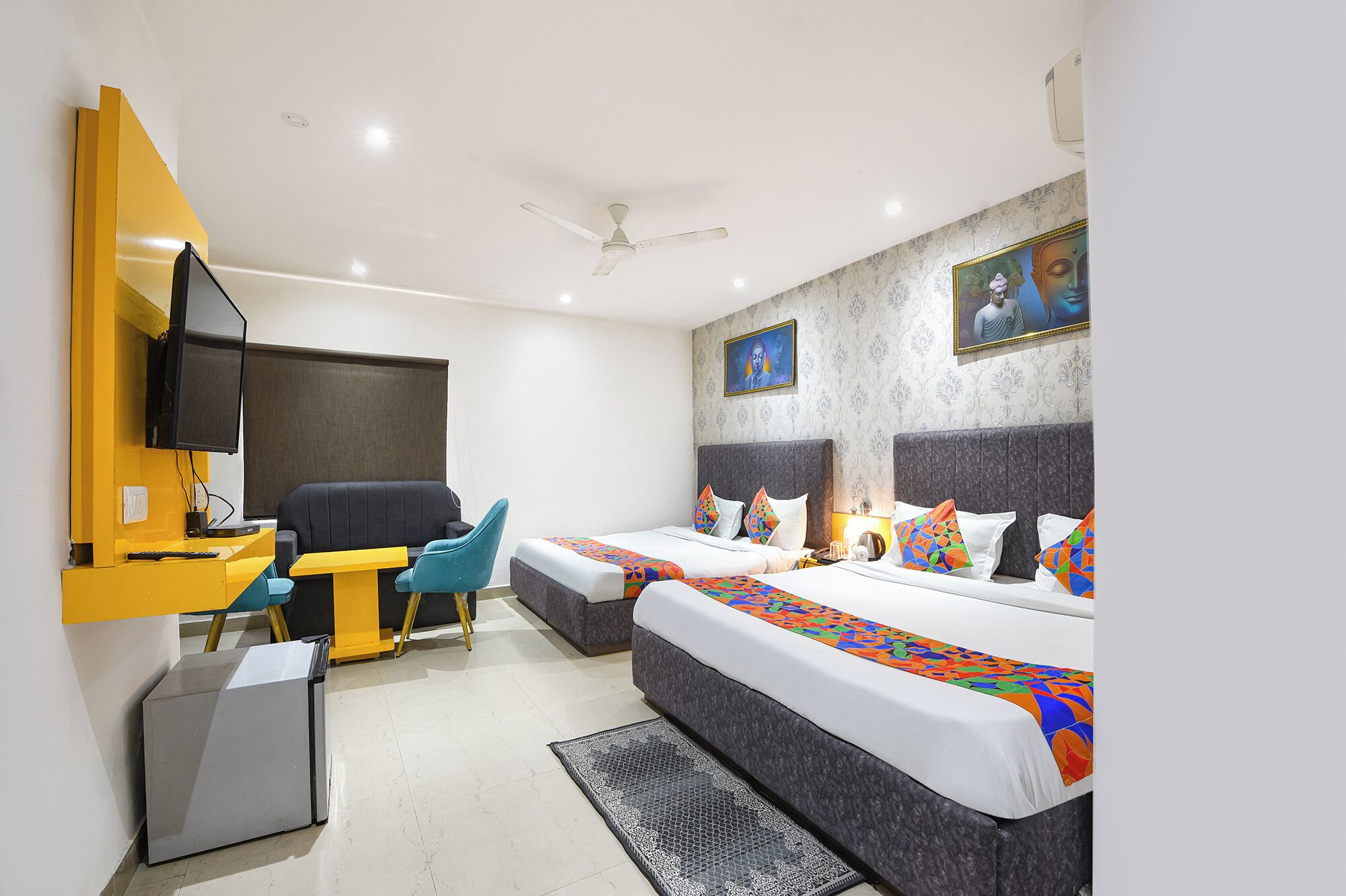 Family Room | Egyptian cotton sheets, premium bedding, in-room safe, desk