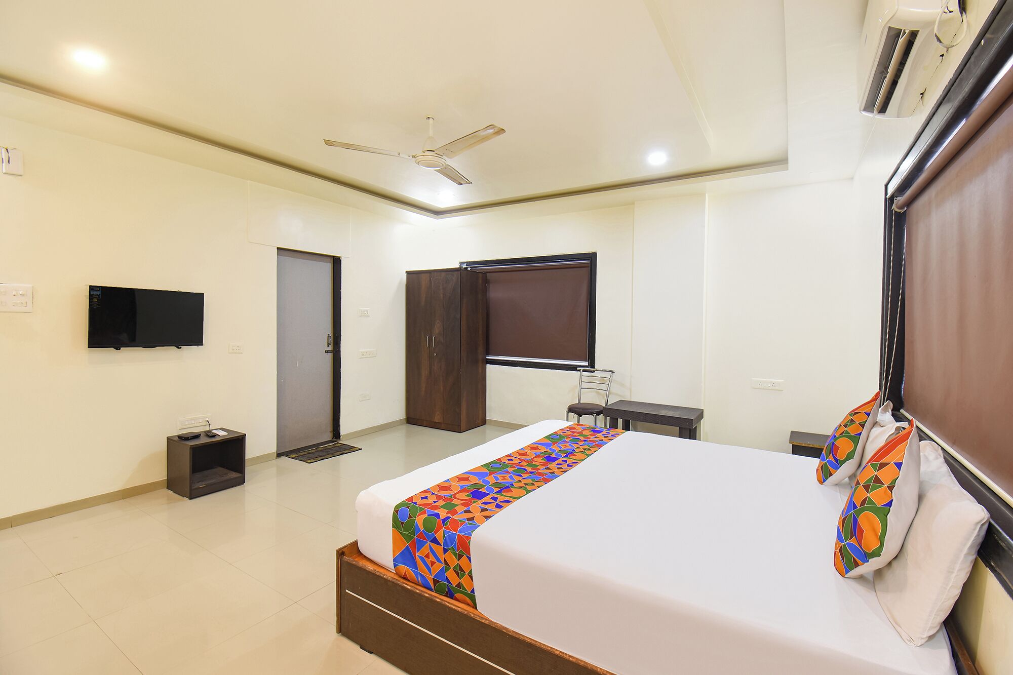 Cadar kapas Mesir, peralatan tempat tidur premium, Wi-fi percuma 