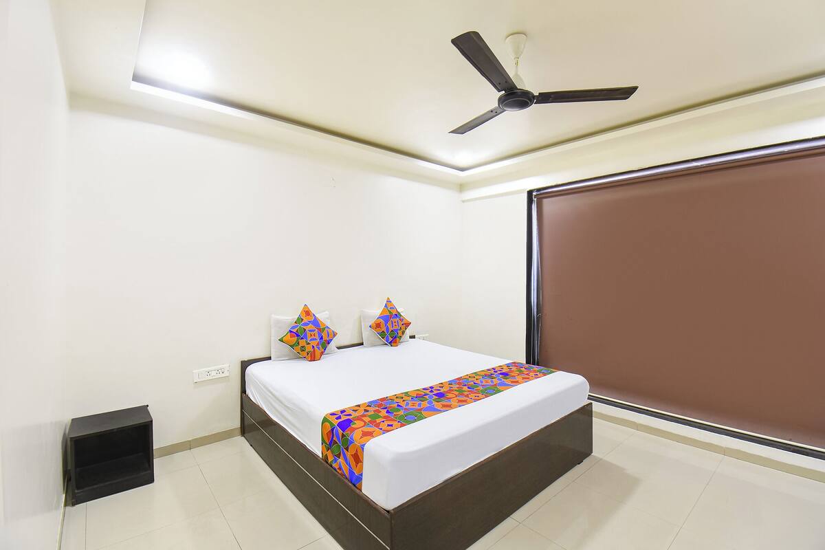 Phòng Deluxe | Bộ trải giường bằng vải cotton Ai Cập, bộ đồ giường cao cấp 