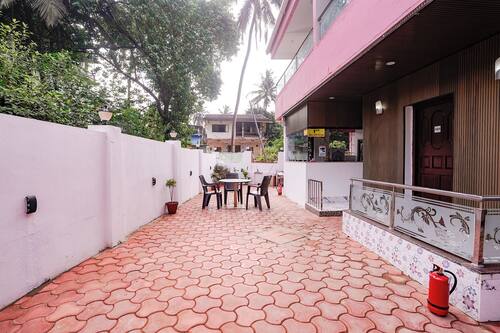 EntrĂ©e de lâhĂ©bergement