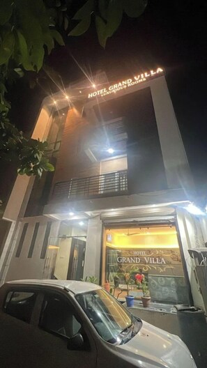Exterior - Fabhotel Grand Villa (Indore)