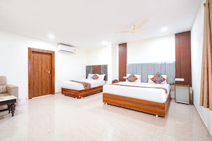 Egyptian cotton sheets, premium bedding, free WiFi, bed sheets