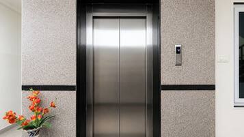 Elevator