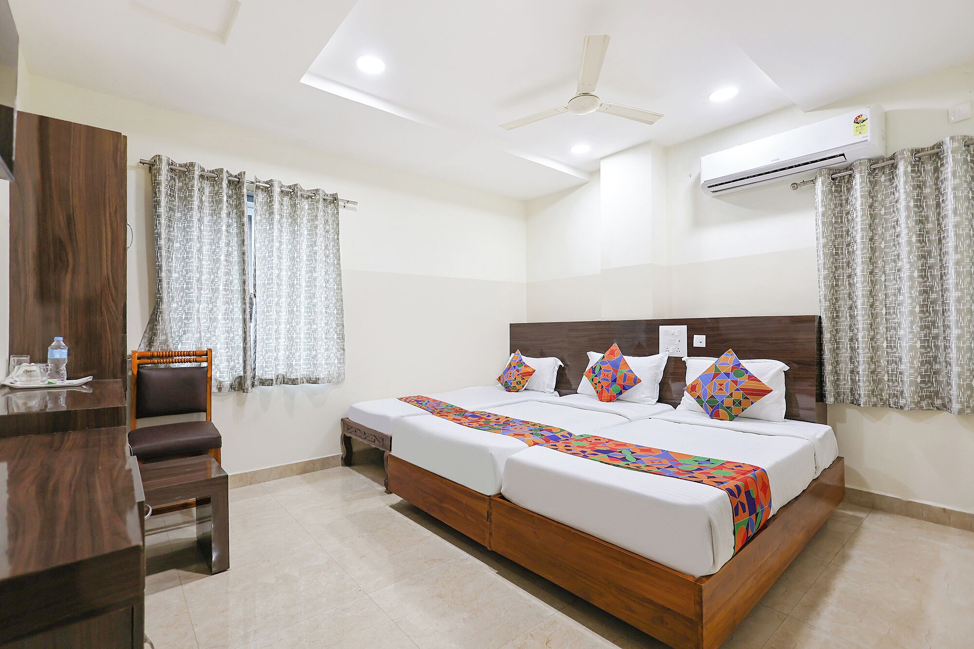 Egyptian cotton sheets, premium bedding, free WiFi, bed sheets