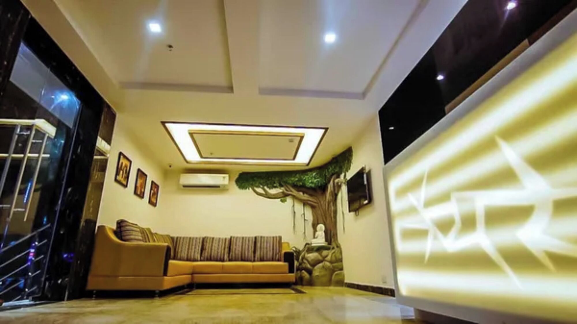 Lobby sitting area