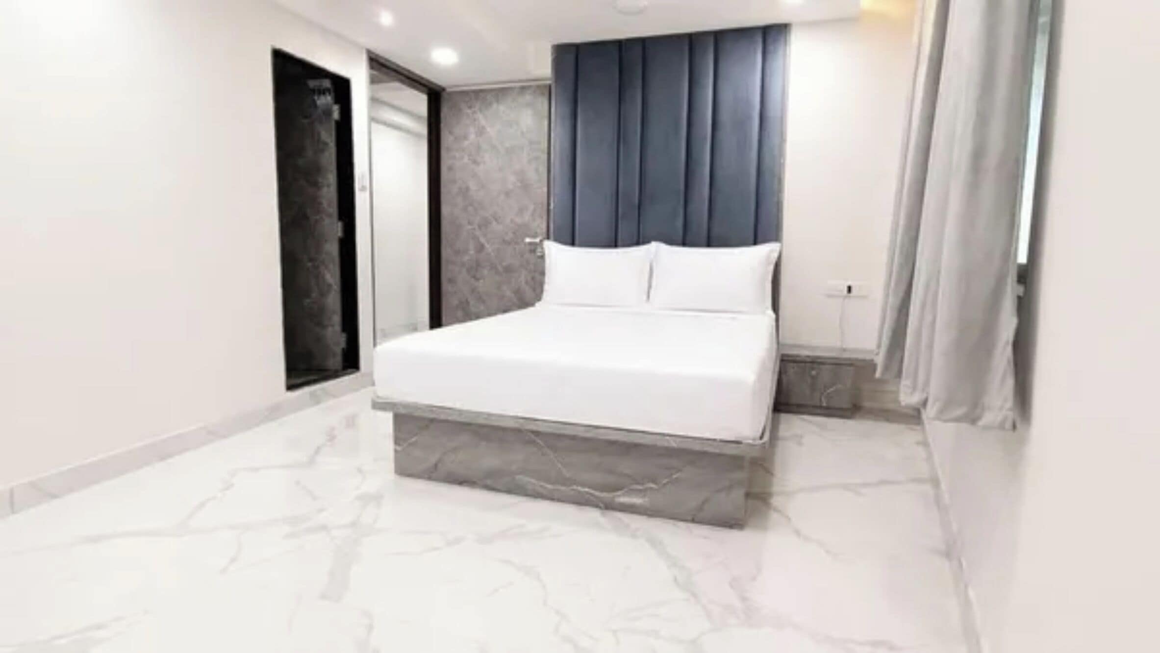 Family Room | Egyptian cotton sheets, premium bedding, in-room safe, free WiFi