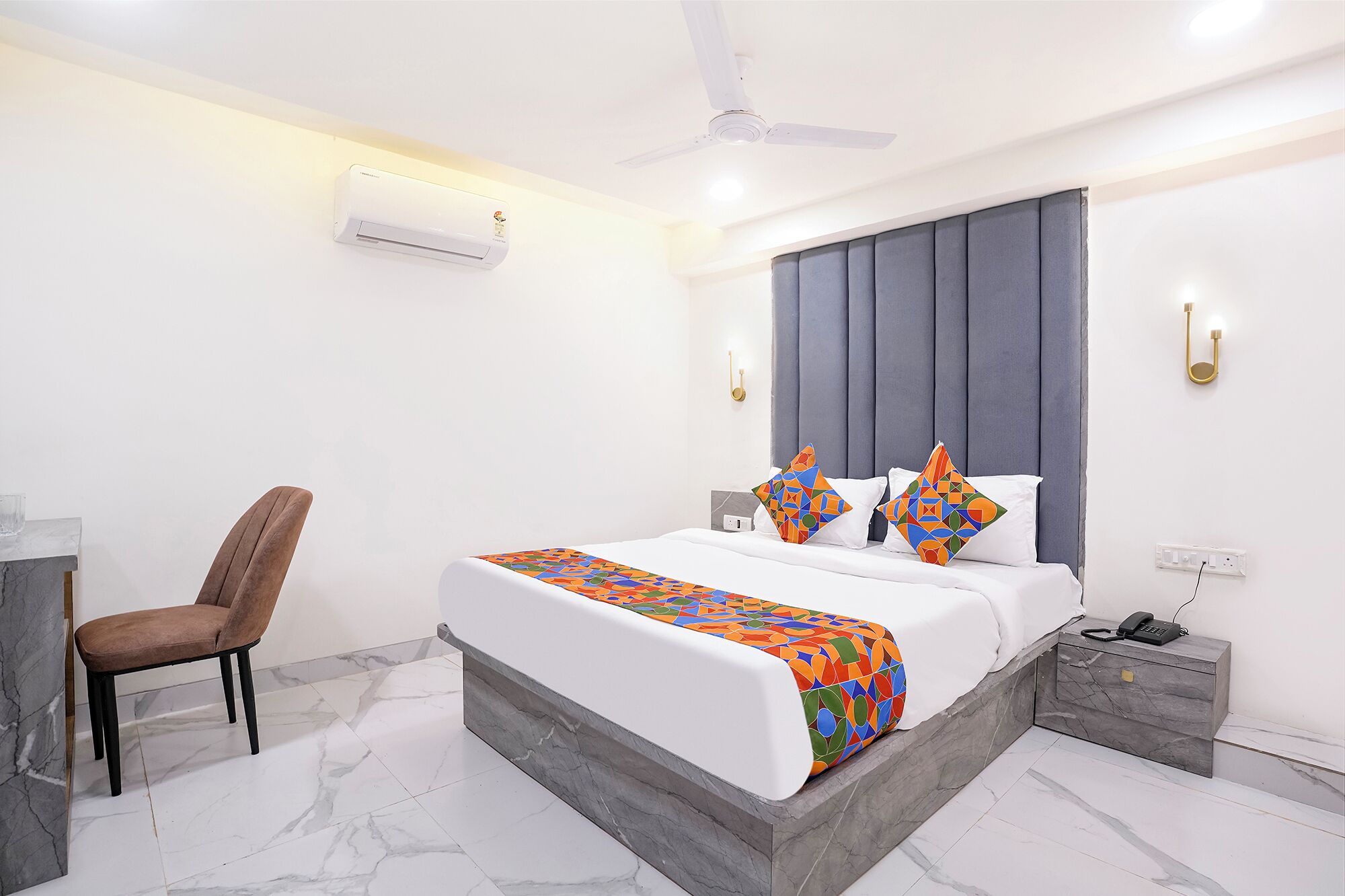 Habitación familiar | Sábanas de algodón egipcio, ropa de cama de alta calidad, caja fuerte