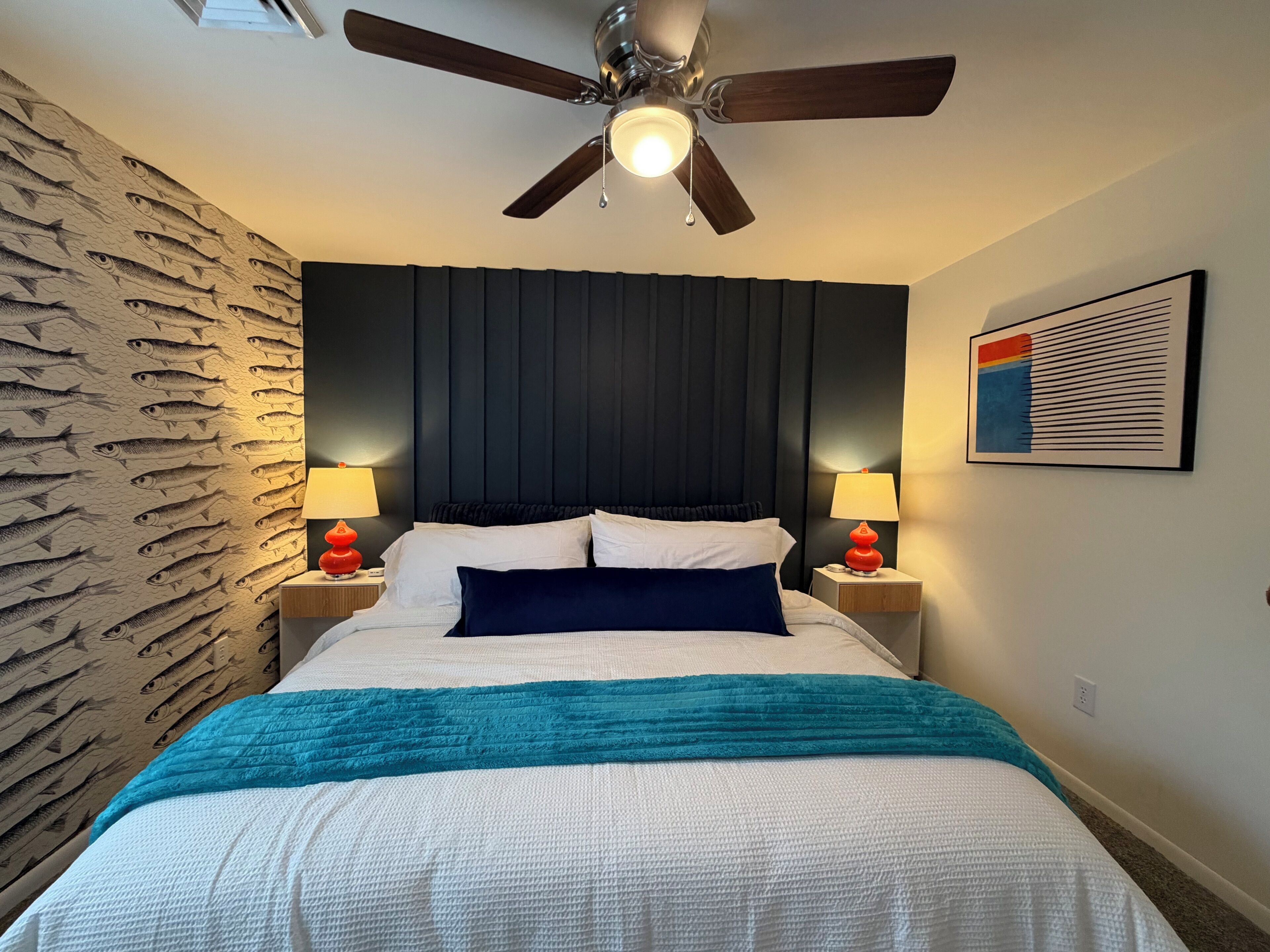 Iron/ironing board, travel cot, free WiFi, bed sheets