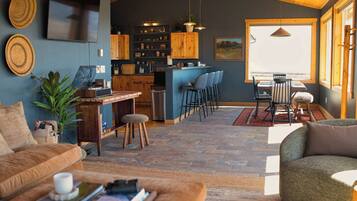 TV, fireplace, offices