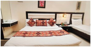 Deluxe Triple Room, Air conditioning | Soundproofing, free WiFi - Premium Hotel Broadway Amritsar  (Amritsar)