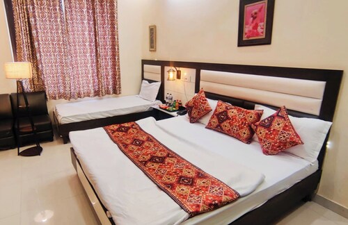 Premium Hotel Broadway Amritsar 
