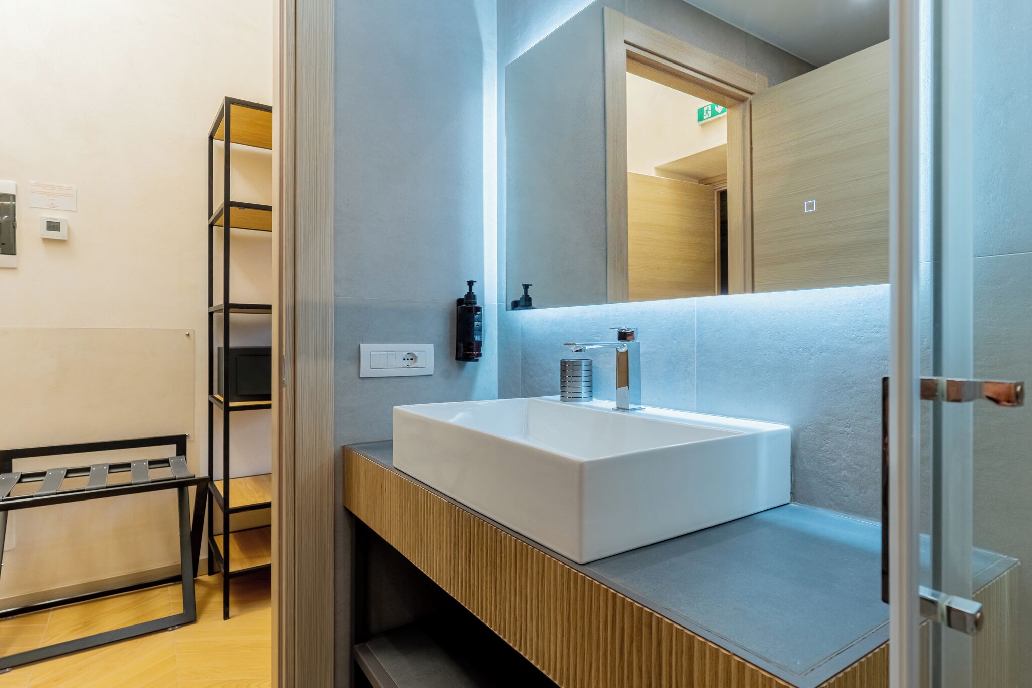 Double Room, City View | Bathroom