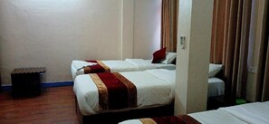 Economy Triple Room, Garden View | Spa - Hotel Silver Jubilee (Chibahal)