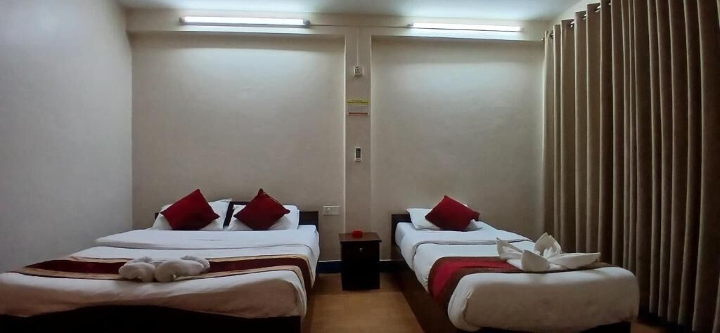 Standard Twin Room | Blackout drapes, iron/ironing board, free WiFi