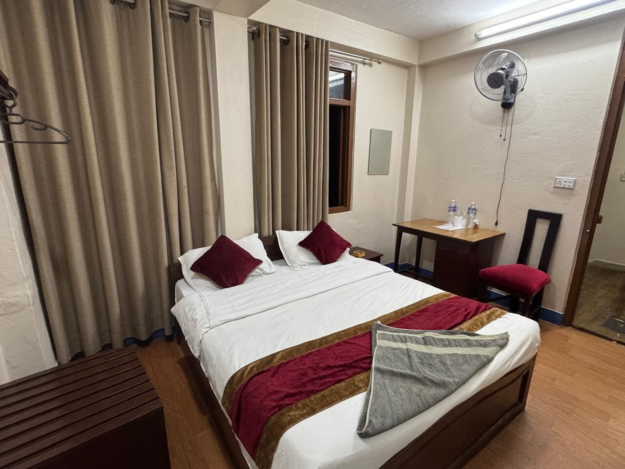 Standard Double Room | Blackout drapes, iron/ironing board, free WiFi