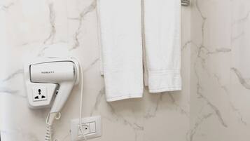 Classic Double Room, City View | Bathroom | Free toiletries, hair dryer, towels, soap