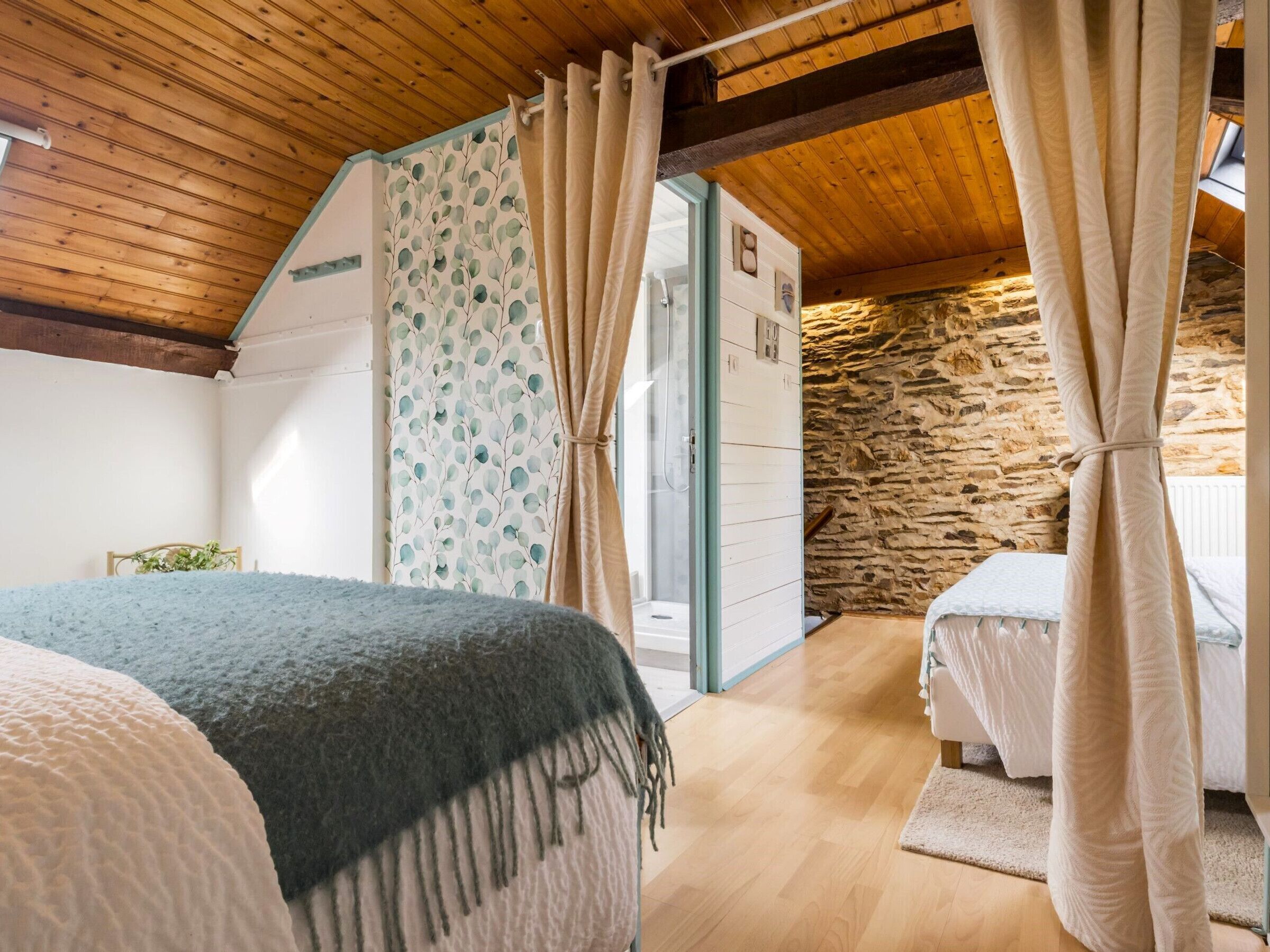 1 bedroom, free WiFi, bed sheets