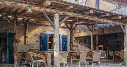 Cozy Blue Room at the Farm with Breakfast