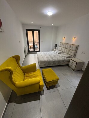 Iron/ironing board, WiFi, bed sheets - Pleasant family apartment f3 in the center of hydra (Hydra)