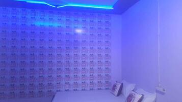 Basic Single Room | Free WiFi