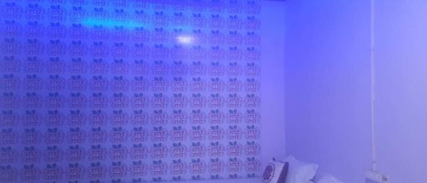 Basic Single Room | Free WiFi