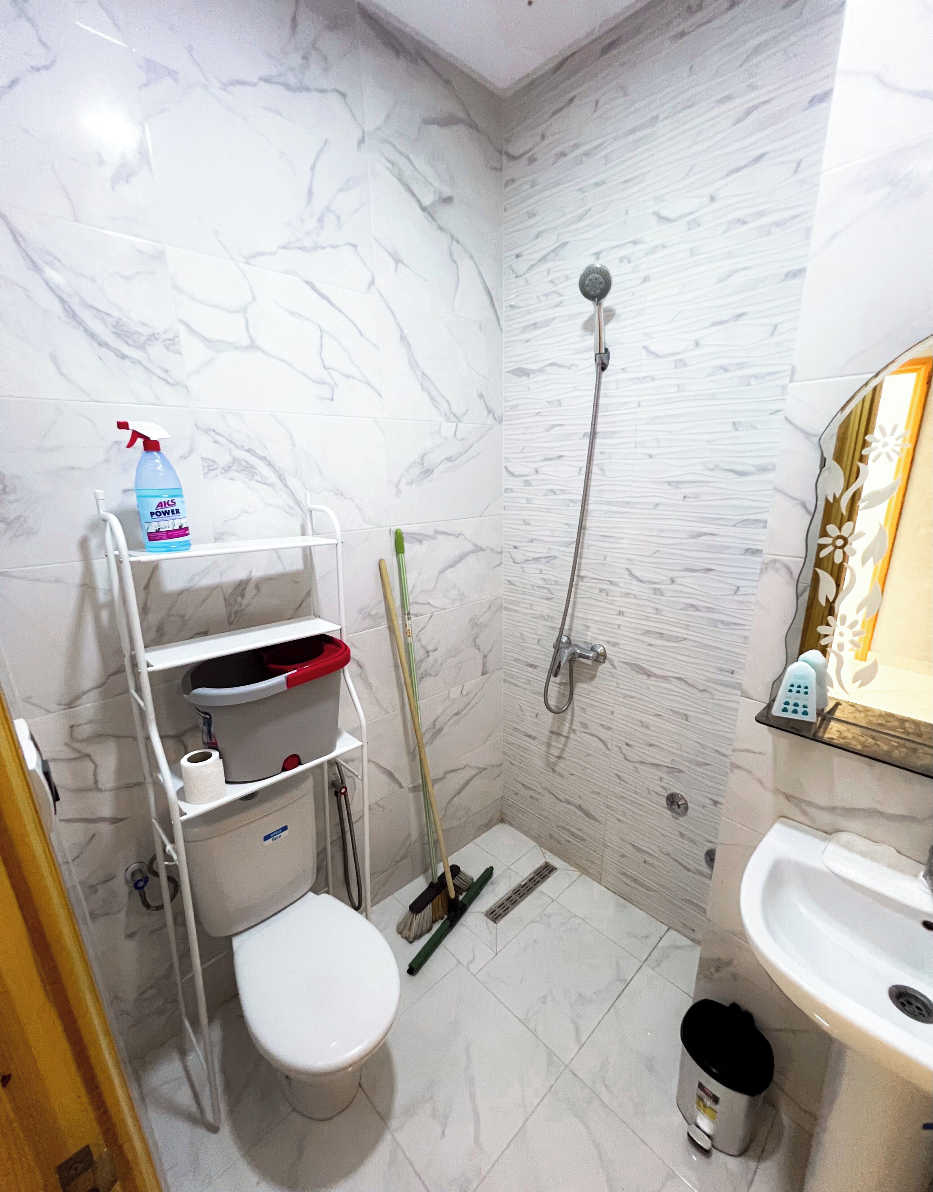 Comfort Apartment, Mountain View | Bathroom | Slippers