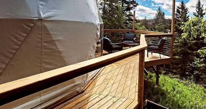 Beautiful Lakeside Dome in Flin Flon, Manitoba - Ideal Destination for a Romantic Glamping Getaway