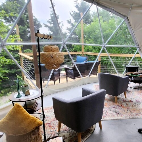 Beautiful Lakeside Dome in Flin Flon, Manitoba - Ideal Destination for a Romantic Glamping Getaway