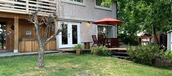 Incredible Waterfront Cottage with Hot-tub, Barbecue and Fire Pit in Portage la Prairie, Manitoba