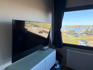 Interior - "Havenkieker" at South Beach – Cozy Apartment with Marina View (Fehmarn)