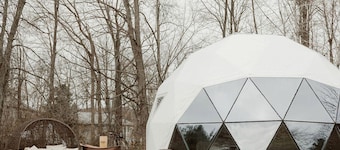 Luxury Glamping Dome with Fire Pit and Open Field Views in Ontario, Canada
