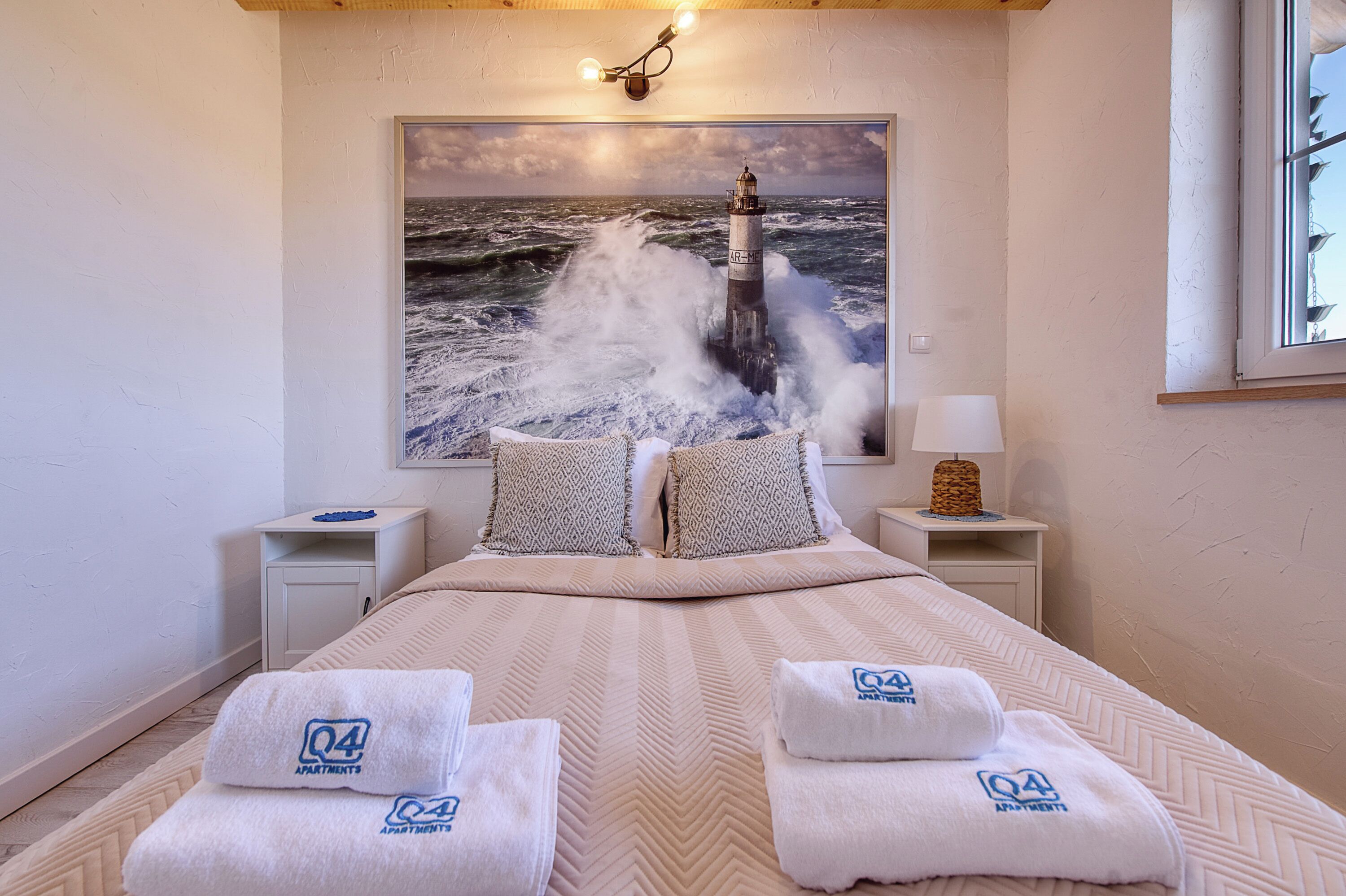 Family Chalet, Garden View | Laptop workspace, blackout curtains, iron/ironing board, free WiFi
