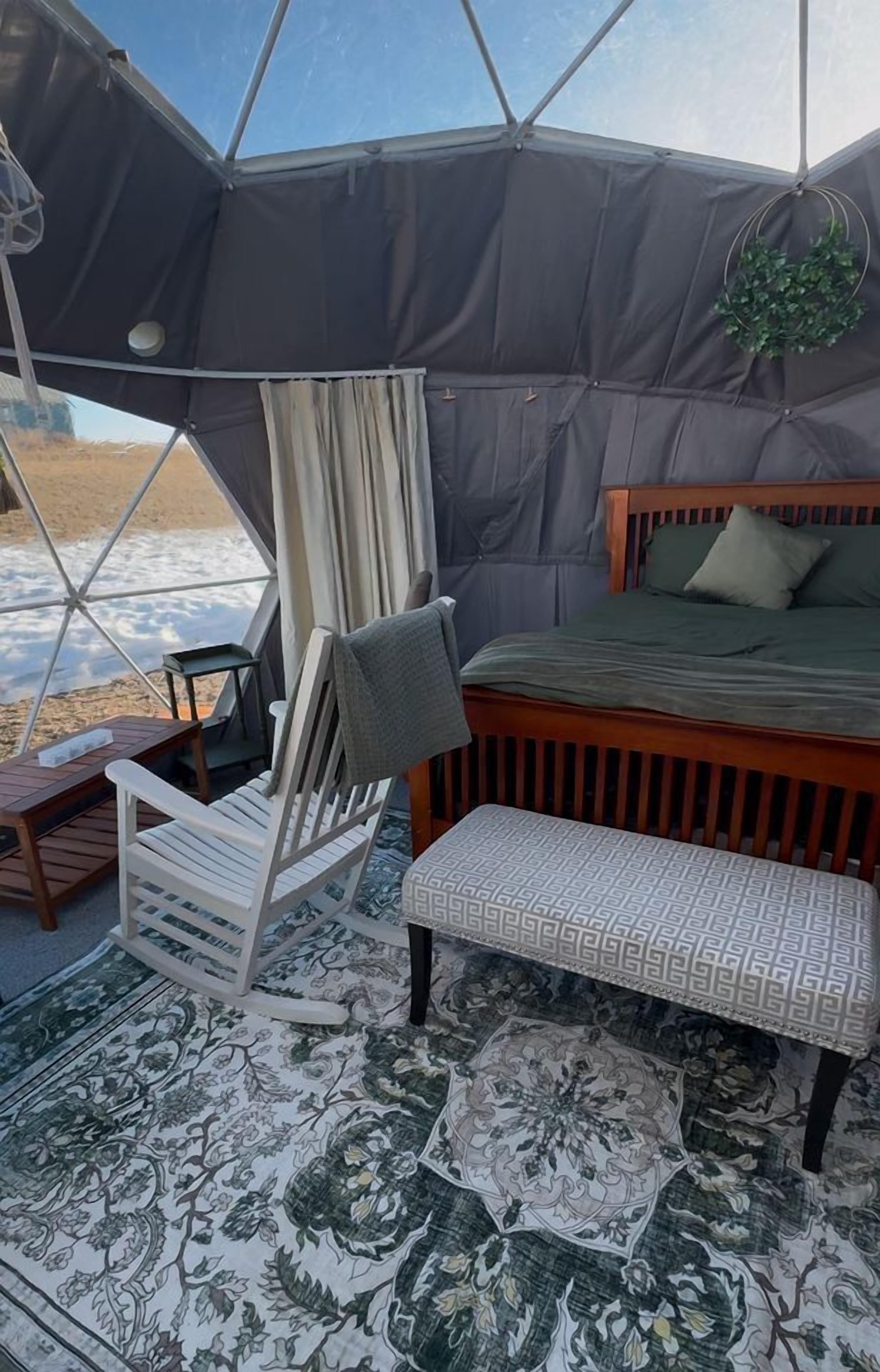 1 quarto, roupa de cama
