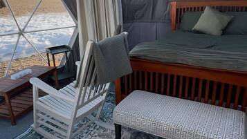 1 quarto, roupa de cama