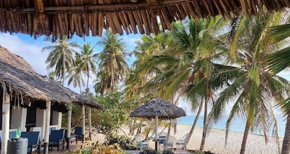 Twiga Lodge Tiwi