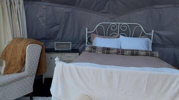1 quarto, roupa de cama