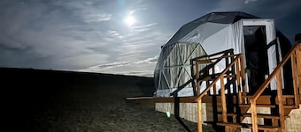 Peaceful Dome on the Plains of Alberta, Perfect for a Serene Weekend to Reconnect with Nature