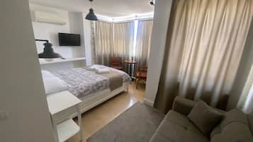 CUMBALI ODA | Frette Italian sheets, premium bedding, in-room safe, iron/ironing board