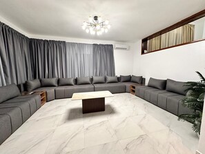 Living area - Maison Ciel (Tanger)
