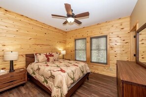 3 quartos, Wi-Fi de cortesia, roupa de cama